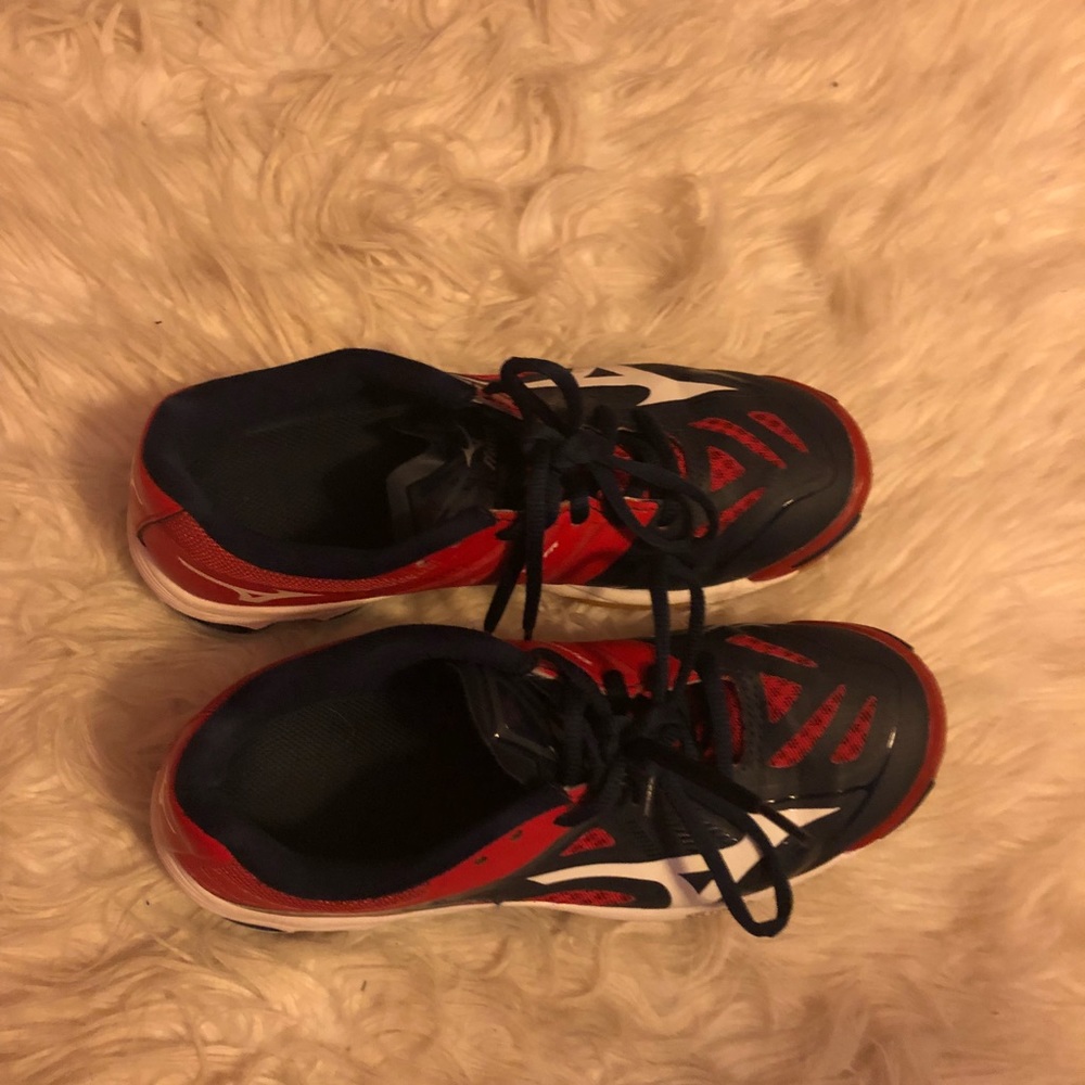 Dynamotionfit volleyball shoes!!